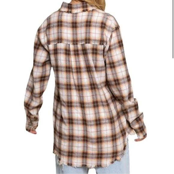 POL Oversized Flannel NWOT Size Medium - Picture 2 of 6